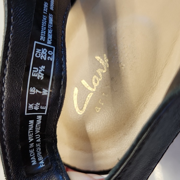 Clarks Black Leather Cork Platform, 3 inch, Sandals, 7.5 - Picture 5 of 7